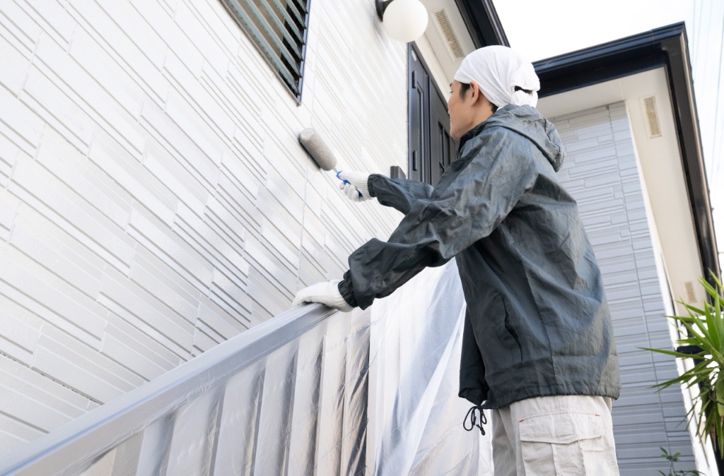 『株式会社祐建』は、鴨川市で屋根工事や外壁塗装・リフォームなどのご依頼を受けております。見積依頼だけでもどうぞ。